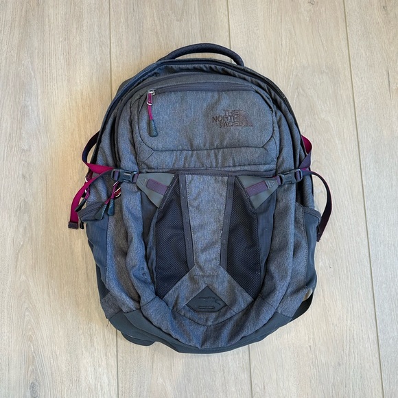 The North Face Recon Backpack. - Picture 1 of 8
